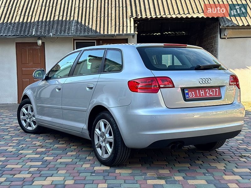 Хэтчбек Audi A3 2010 в Радехове