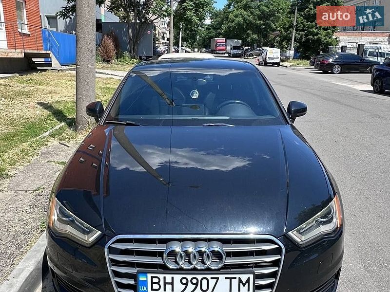 Седан Audi A3 2015 в Киеве фото Седан Audi A3 2015 в Киеве