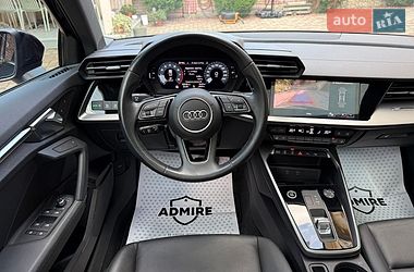 Седан Audi A3 2023 в Черновцах
