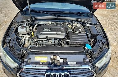 Седан Audi A3 2019 в Львові