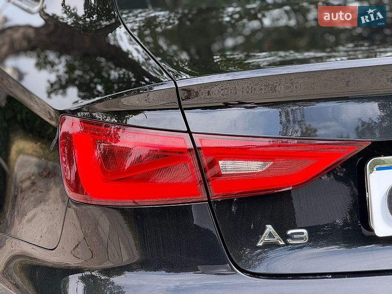 Седан Audi A3 2015 в Стрые