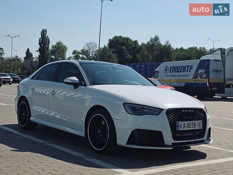 Седан Audi A3 2015 в Киеве