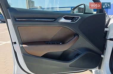 Седан Audi A3 2015 в Киеве
