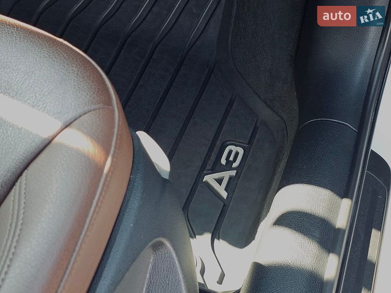 Седан Audi A3 2015 в Киеве