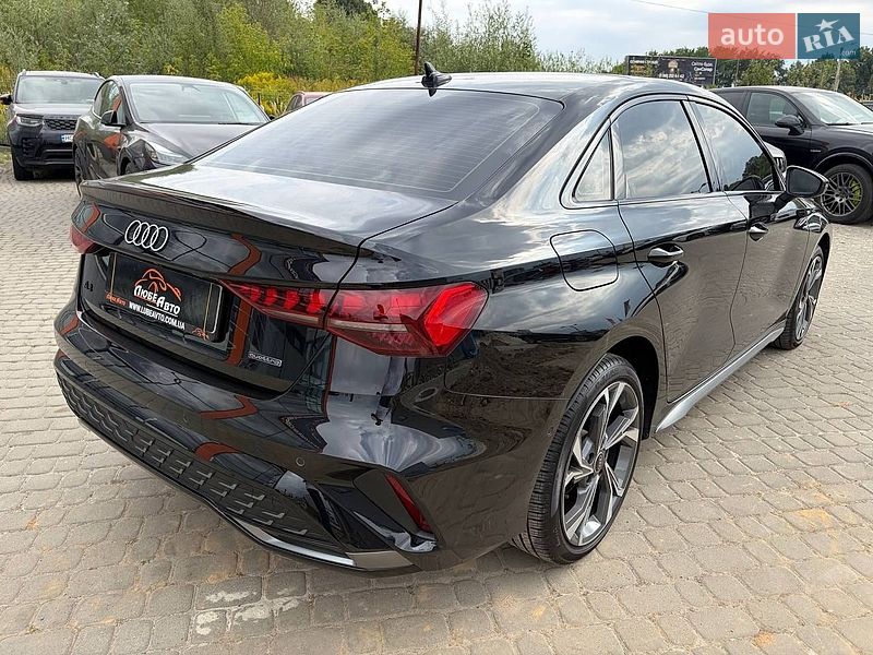 Седан Audi A3 2025 в Львове