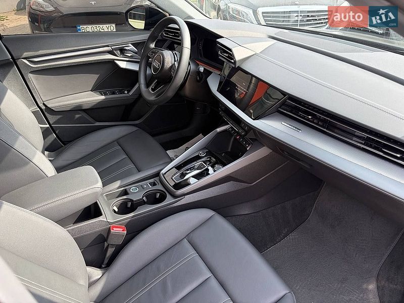 Седан Audi A3 2025 в Львове