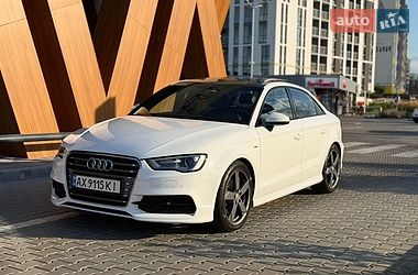 Седан Audi A3 2015 в Києві