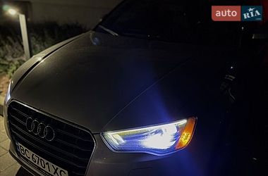 Седан Audi A3 2015 в Львові