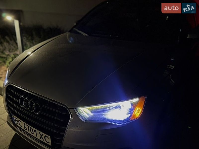 Седан Audi A3 2015 в Львові