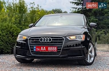 Седан Audi A3 2015 в Дрогобыче