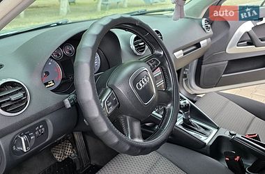 Хетчбек Audi A3 2011 в Чернівцях