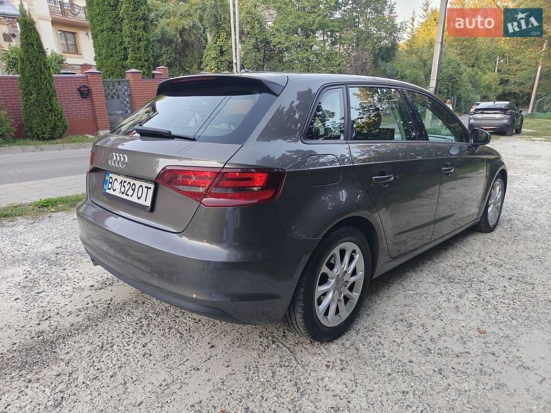 Хэтчбек Audi A3 2014 в Львове