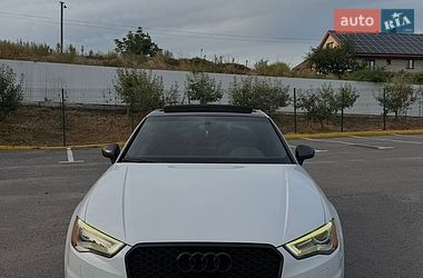 Седан Audi A3 2014 в Ужгороді Седан Audi A3 2014 в Ужгороді