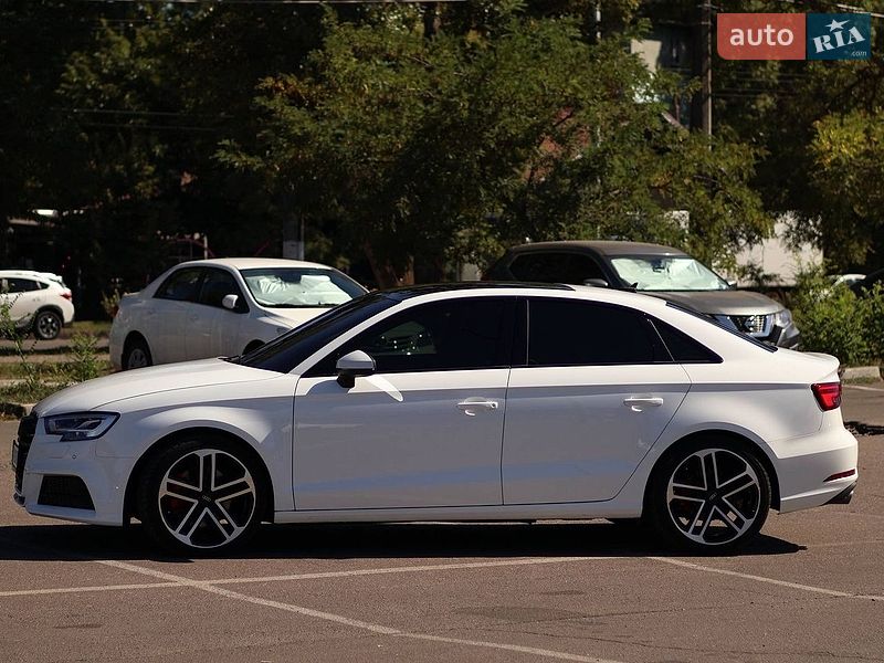 Седан Audi A3 2019 в Одесі