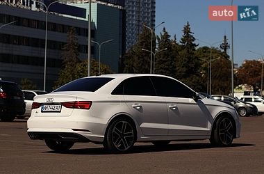 Седан Audi A3 2019 в Одессе