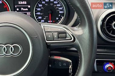 Седан Audi A3 2015 в Києві