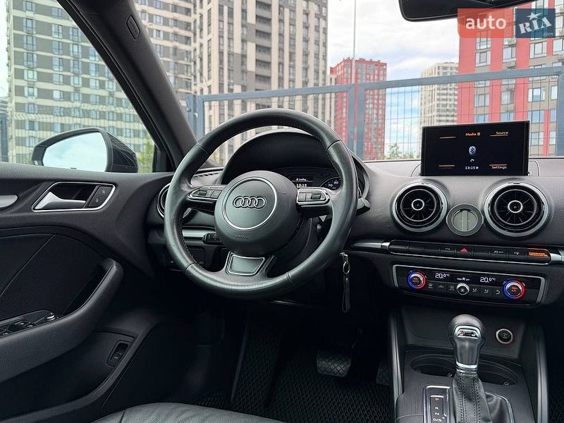 Седан Audi A3 2015 в Києві