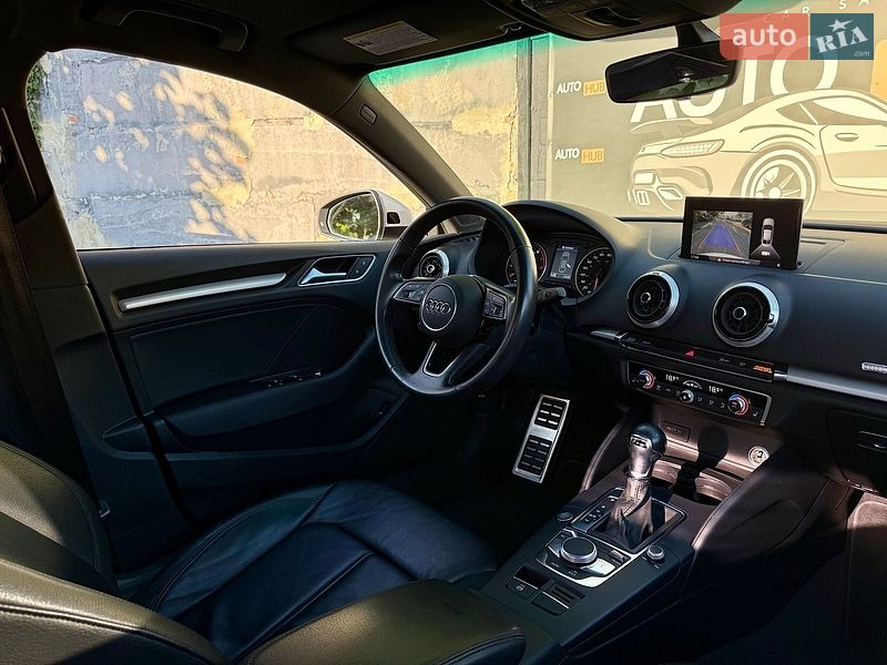 Седан Audi A3 2016 в Харькове