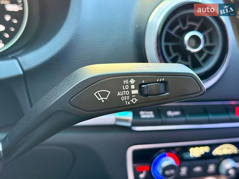 Седан Audi A3 2016 в Харькове