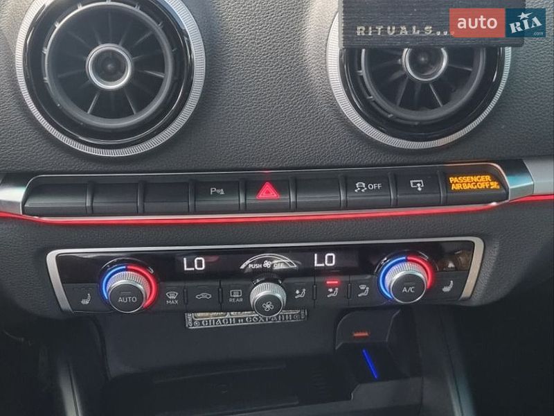 Седан Audi A3 2015 в Харькове