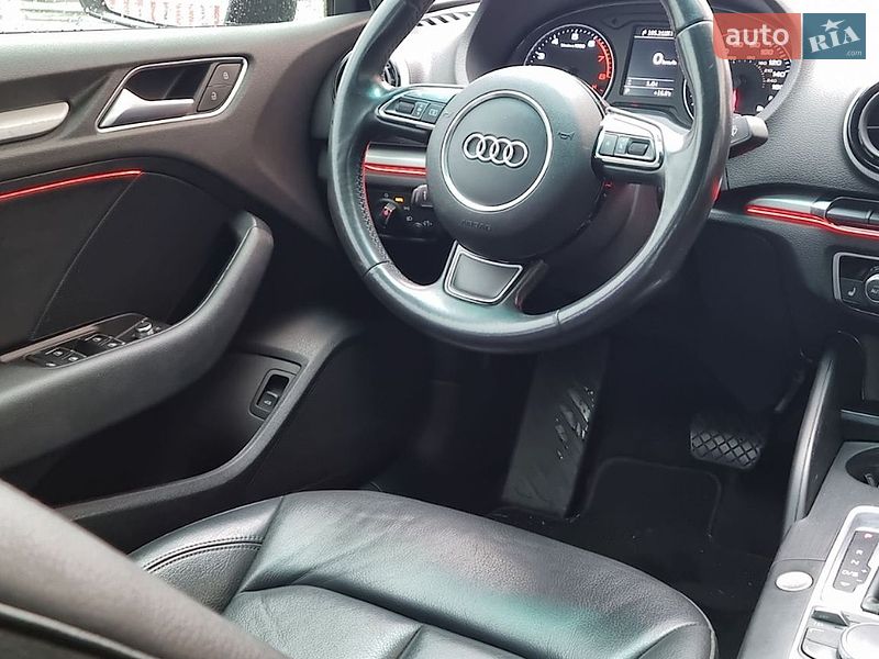 Седан Audi A3 2015 в Харькове