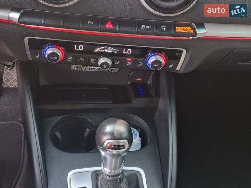 Седан Audi A3 2015 в Харькове