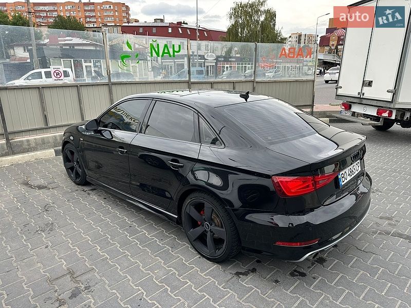 Седан Audi A3 2015 в Тернополе