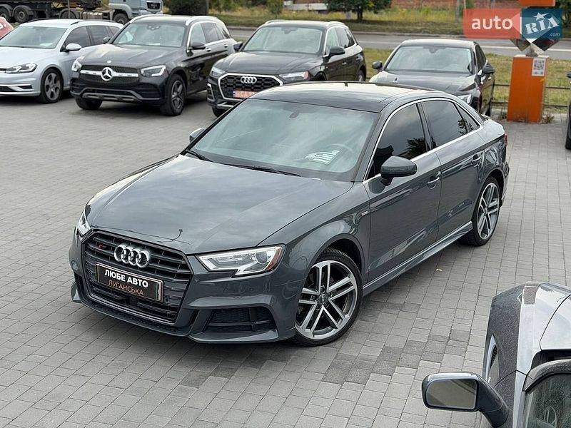 Седан Audi A3 2016 в Львові