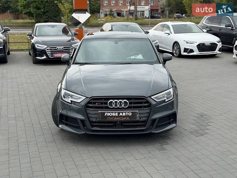 Седан Audi A3 2016 в Львові