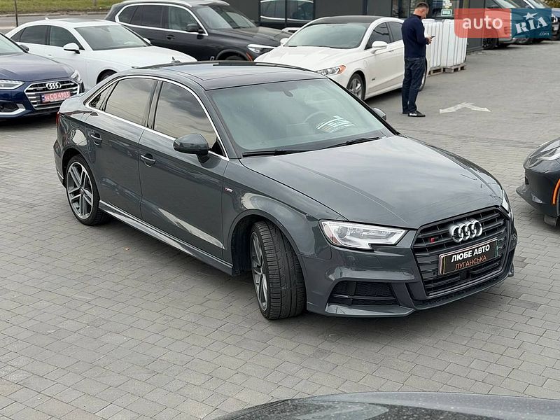 Седан Audi A3 2016 в Львові