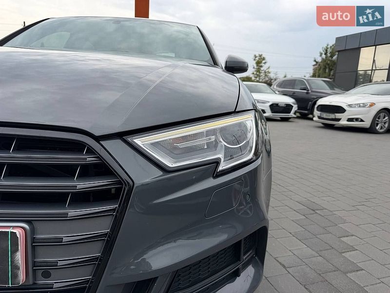 Седан Audi A3 2016 в Львові