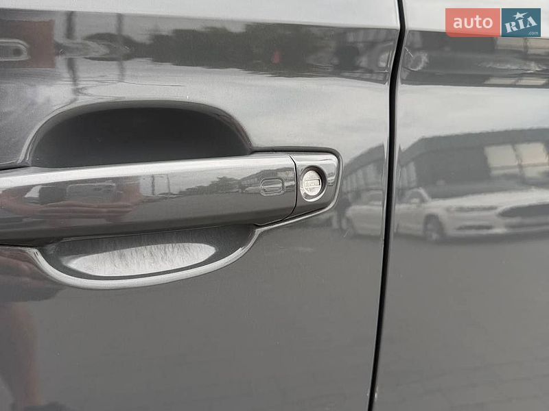 Седан Audi A3 2016 в Львові