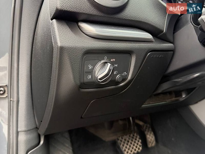 Седан Audi A3 2016 в Львові