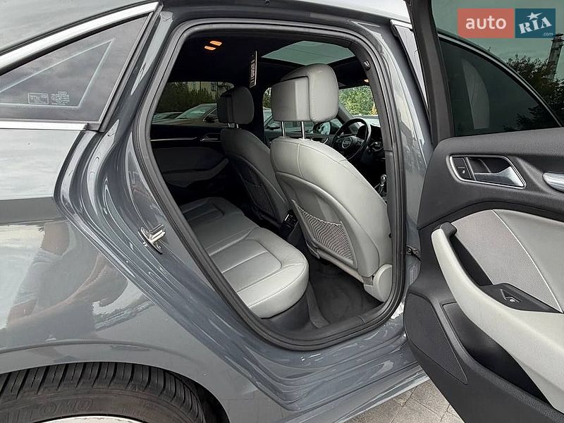 Седан Audi A3 2016 в Львові