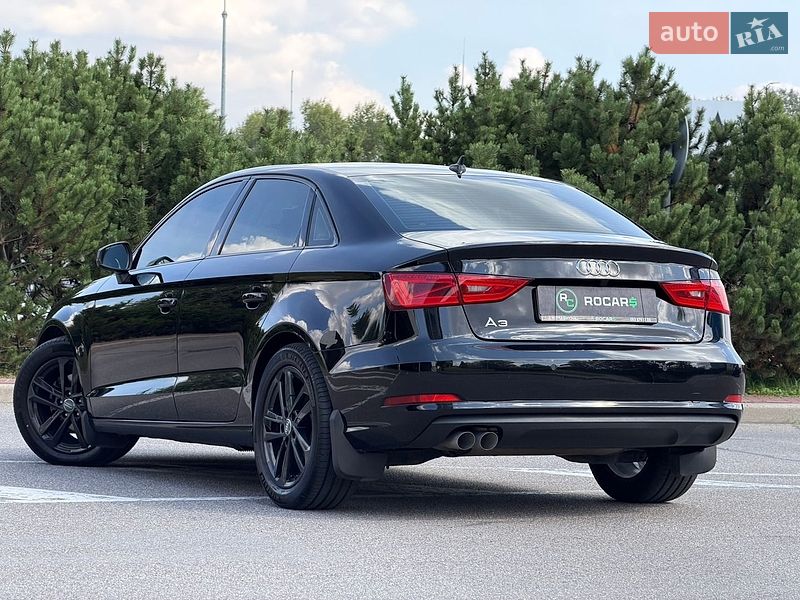 Седан Audi A3 2015 в Києві