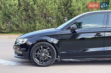 Седан Audi A3 2015 в Києві