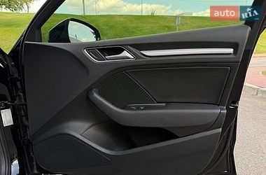 Седан Audi A3 2015 в Києві