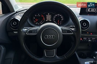 Седан Audi A3 2015 в Києві