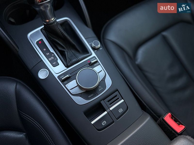 Седан Audi A3 2015 в Києві
