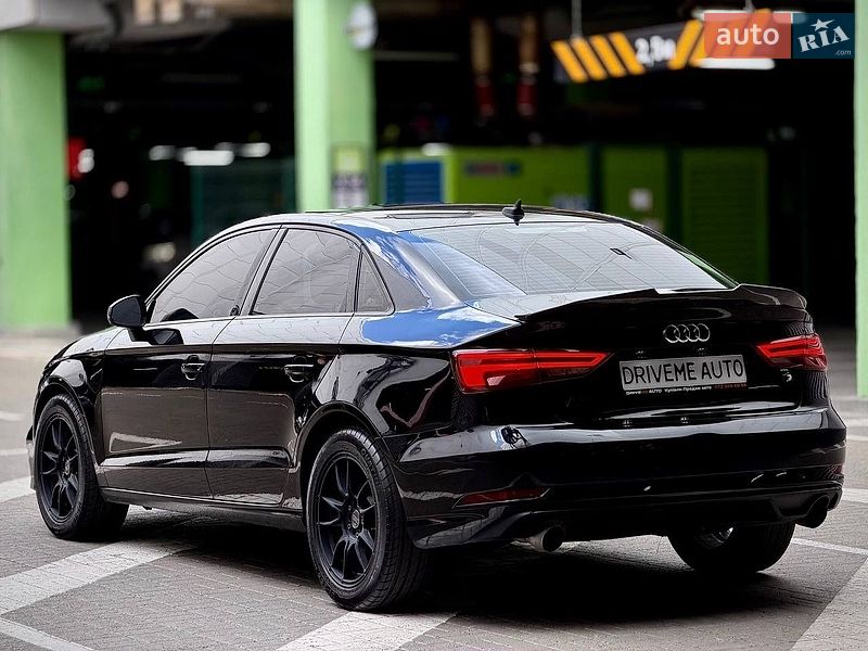 Седан Audi A3 2016 в Києві