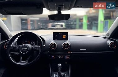 Седан Audi A3 2016 в Києві