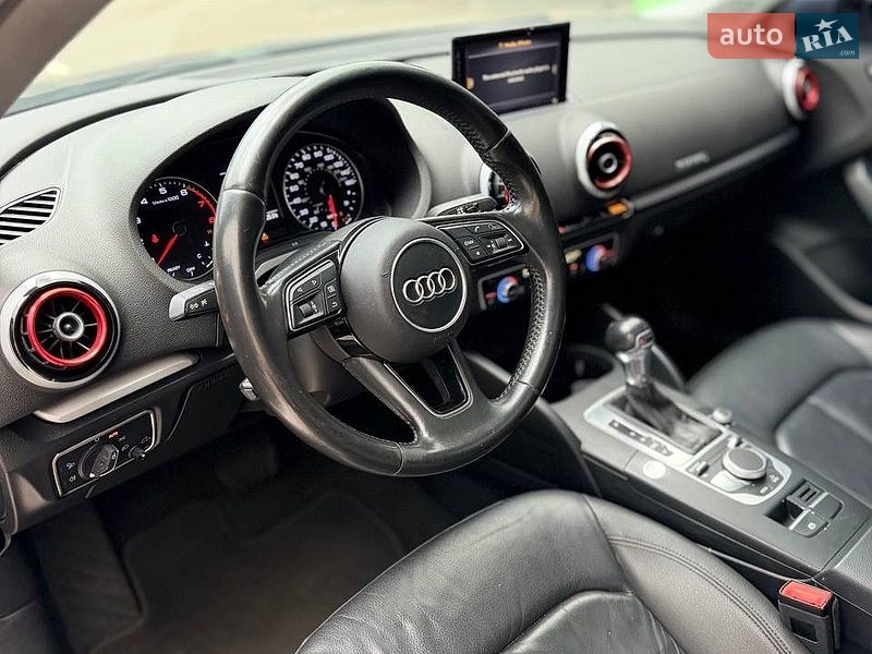 Седан Audi A3 2016 в Києві