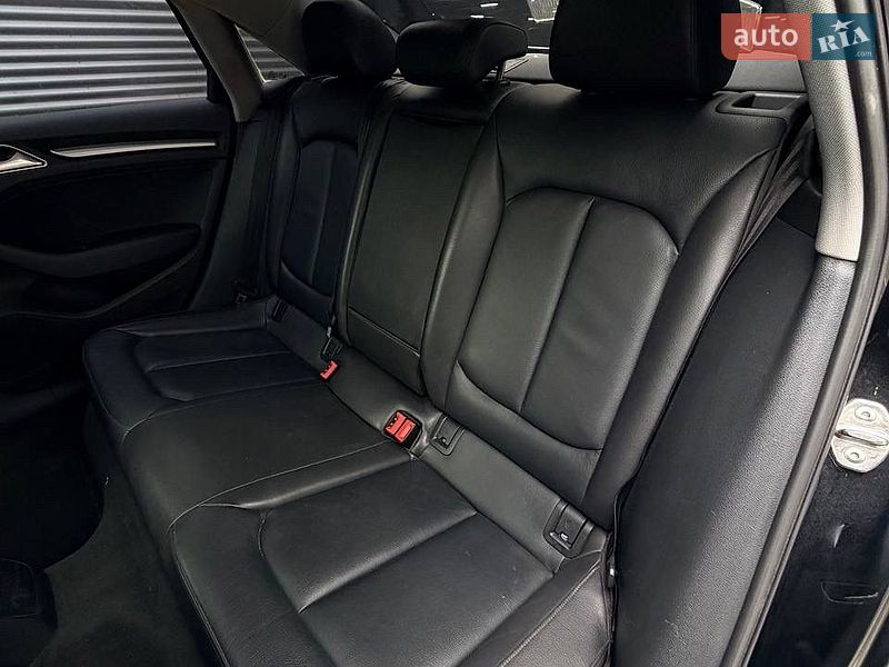Седан Audi A3 2016 в Києві