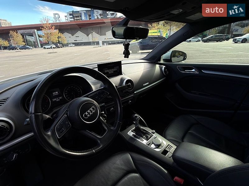 Седан Audi A3 2016 в Києві