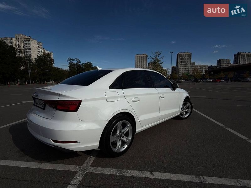 Седан Audi A3 2016 в Києві