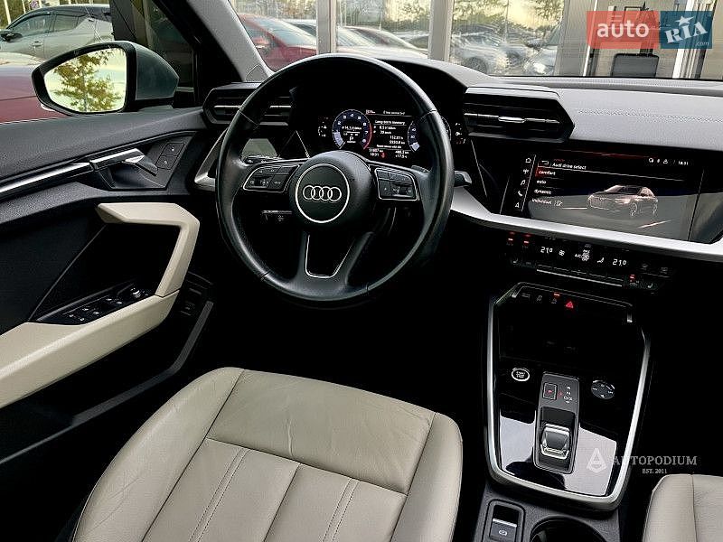 Седан Audi A3 2022 в Києві