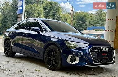 Седан Audi A3 2022 в Днепре