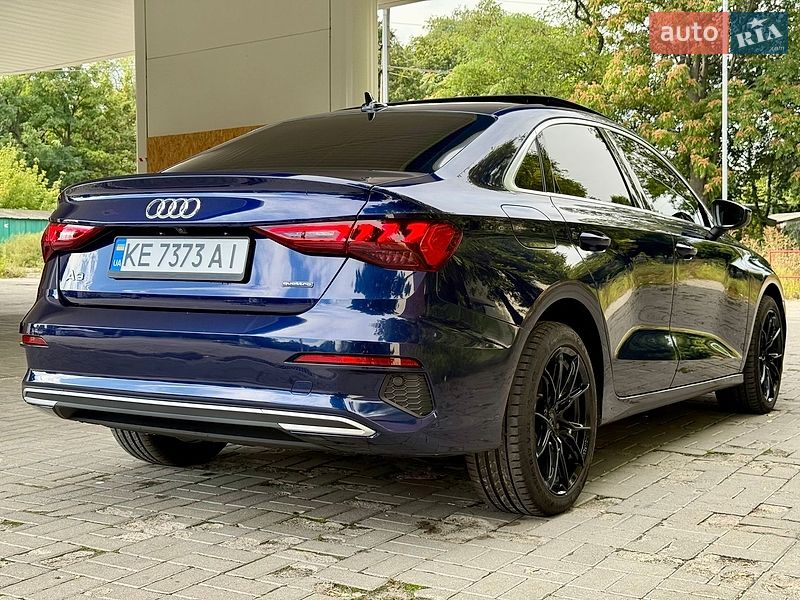 Седан Audi A3 2022 в Днепре
