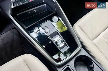 Седан Audi A3 2022 в Днепре