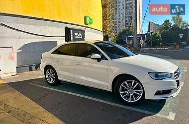 Седан Audi A3 2014 в Киеве